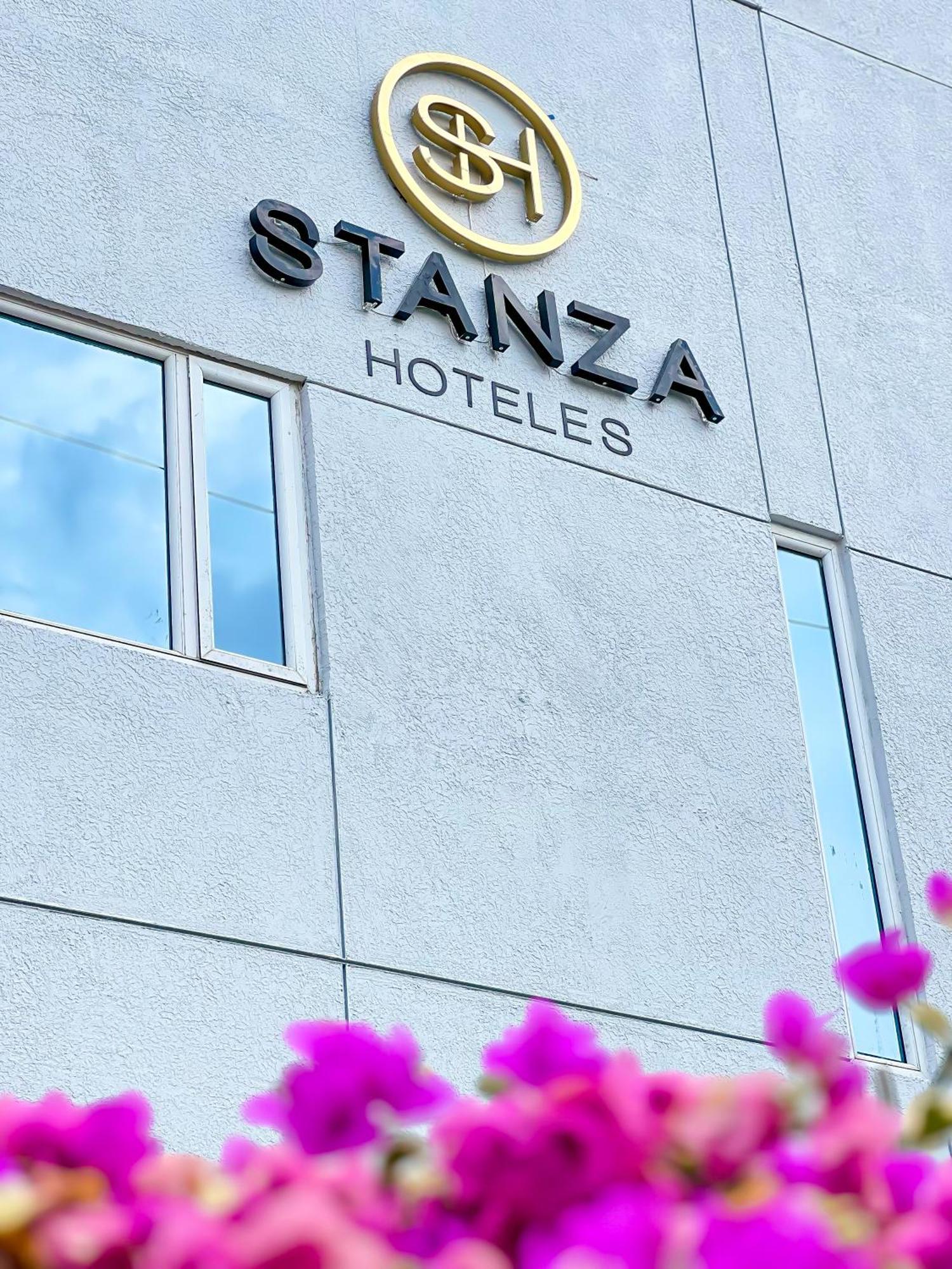 Stanza Hotel Montería エクステリア 写真