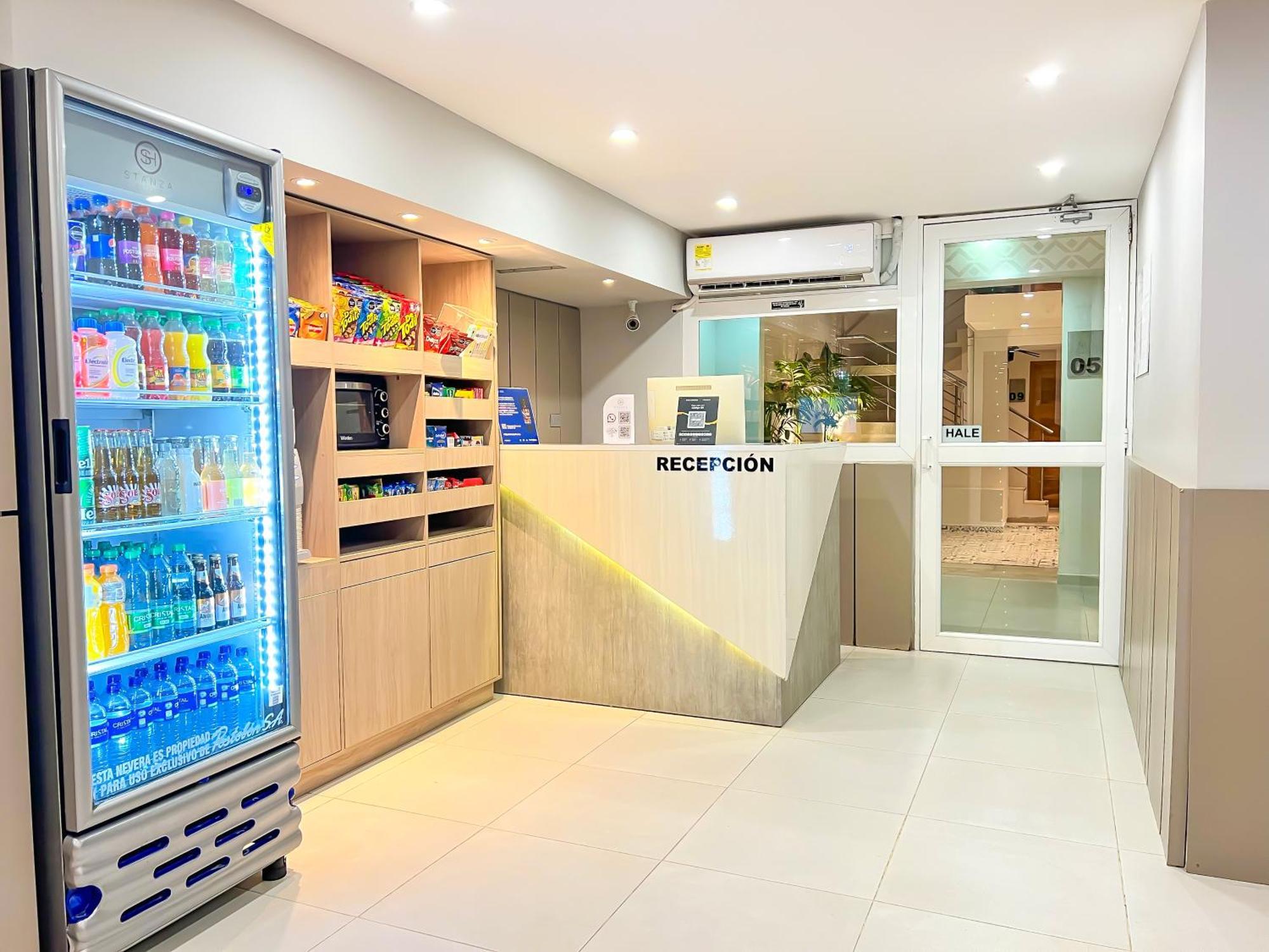 Stanza Hotel Montería エクステリア 写真